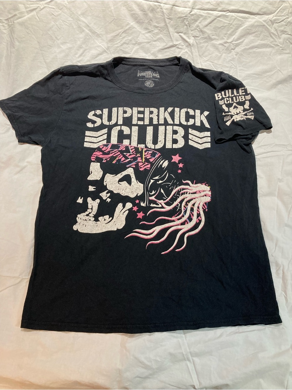 The Bullet Club Superkick Club T-shirt, Men’s size large